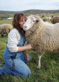 A Peek Into The Life Of A Farm Animal Whisperer Farm Sanctuary Animals Farm Animals