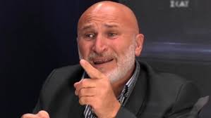 Produced by endemol usa and insight productions, the season premiered on march 5, 2014. Sto Big Brother O Antidhmarxos Dinei Sofia Kai Kexagia Den 8a Lene Kalhmera O Enas Ston Allon Zappit