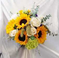 Our sarnia wedding florists and designers will consider every approach in producing the wedding flowers of your dreams. Wedding Flowers Sarnia Flowers Forever Designs By Sue