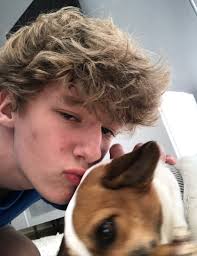 Miles Browning 🍑 (@its_meelay)