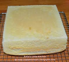 Saya memang dah lama teringin untuk membuat kek karot sendiri tambahan lagi selepas melihat nana membuat kek karot yang sangat sedap dan moist. Amie S Little Kitchen Resepi Snow Cheese Cake