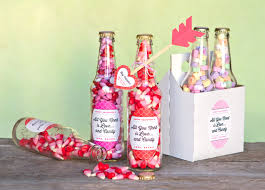 Here are 15 valentine's day gift ideas to help show your loved ones you care. 27 Inexpensive Valentine S Day Gift Ideas Live Like You Are Rich