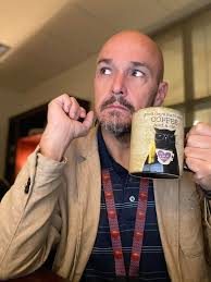 Mysterious face appears while grinding coffee