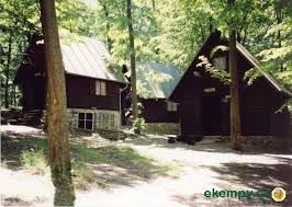 To claire, camp is a place that not only taught her how to ride a horse or canoe in lake echon, but that it's possible to reach the life goals we set for ourselves. Camping Most Campingplatze Cz Tschechische Campingplatze Hutten Apartments Auto Camping