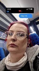 Naomi Dunbar's Instagram, Twitter & Facebook