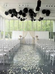Black And White Balloons Design 6 Pretty Perfect Ways To Use Balloons In Your Wedding Wedding Balloons White Balloons Balloons