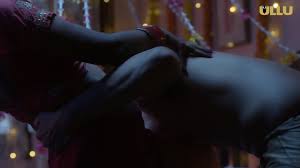 First Night Kisse - EPORNER