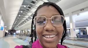 Why Erin Andrews' Comments About Missing Holidays for Work Drew a  Polarizing Reaction