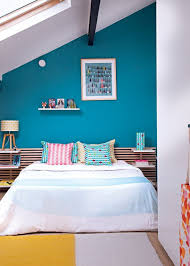 Un Appartement Mansarde Lumineux Chambre Bleu Deco Chambre Bleu Deco Chambre