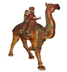 10 pcs camel figurines hand painted camel figurine miniature animal statue wildlife bactrian camel camel animal model table desktop animal figurine cake toppers statue collection home decor. Handmade Dhola Maru Wooden Camel Sculpture 36 Indian Home Decor 23692 Buy Online Desiclik Com Usa
