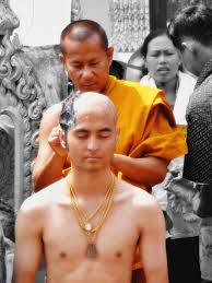 History of haircolor, hair coloring used by egyptians and in image source : Head Shaving Wikipedia