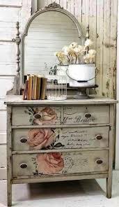 Granny Chic Home Decor Shabby Chic Cottage Interior Design Shabbychicdressers Shabby Chic Office Shabby Chic Interiors Shabby Chic Furniture