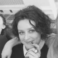 Theresa Duffield's Instagram, Twitter & Facebook