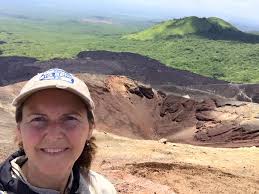 Extreme sports, adventure, fun, and breathtaking landscapes 🌋🌅🏂 📍Cerro  Negro, Nicaragua 📲 Volcano Boarding Sunset Tour available with us, send a  message to book or get more information. #volcanoday #nicaragua #adventure  #cerronegro #sunset