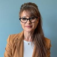 Jennifer Mansfield's Instagram, Twitter & Facebook