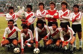 El resumen del video es claro, es el mensaje de presentación del compacto del partido en la cuenta de youtube argentinos juniors archivo histórico. Twb22reloaded Primera Division Argentina 1985 1986 River Plate Argentinos