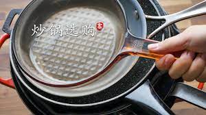 炒锅选购 铝锅铜锅不锈钢锅 本来可以当厨神 结果毁在炒锅上了 kitchen hacks kitchen equipment kitchen