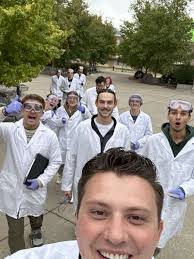 Robert Puryear's Instagram, Twitter & Facebook