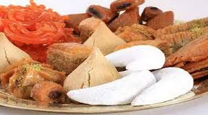 Composante majeure de la cuisine africaine, elle englobe ainsi de nombreuses pratiques d'alimentation régionales. Cuisine Marocaine Couscous Tajine