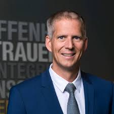 Making it Stick: Tell stories