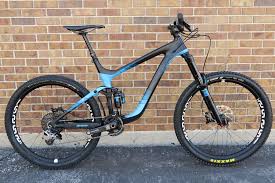 2015 Giant Reign Advanced 0 Carbon 27 5 Altitude Bicycles