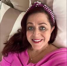 Can I wear old sneakers instead of water shoes