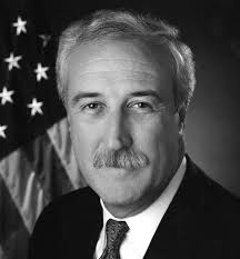 Executive Response to Changing Fortune: Sean O'Keefe as NASA Administrator  Tran sfo rm atio n o f O rgan izatio n s Series