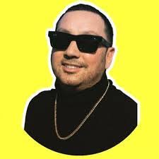 Aaron Hintz's Instagram, Twitter & Facebook