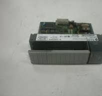 ALLEN BRADLEY SLC 500 ANALOG COMBINATION I/O MODULE 1746-FIO4V