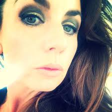 Amanda Easterbrook (@ah_man_der)