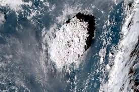 A tsunami has hit tonga and reportedly sent waves flooding into the capital after an underwater volcano in the south pacific erupted. Gaftvbbbvtywmm