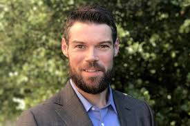 Tuck School Of Business Tuck Names Luke Anthony Pena New Executive Director Of Admissions And Financial Aid