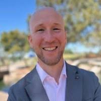 Vicki Yates Email & Phone Number