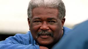 Patriots re-sign long snapper Danny Aiken