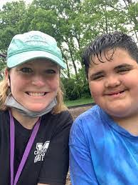 Kristen Goforth's Instagram, Twitter & Facebook