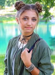 Her astrological sign is aries. Kamri Noel Mcknight Wiki Age Boyfriend Husband Family Net Worth Biography More Thewikifeed