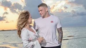 Я никогда в жизни не. Habib Vs Pore 7 Sentyabrya Ufc 242 Zhena Dastina Pore Kto Ona Istoriya Lyubvi Sport Ekspress