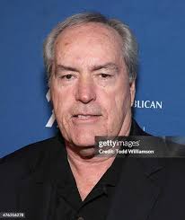 14 Photos & High Res Pictures