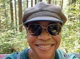 March is national Social Work Month! Please join us in recognizing our  wonderful Social Workers at Harborview Across our campus Social Workers are  responsible for addressing barriers to help people and their