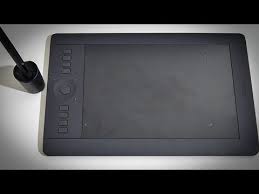 Wacom Intuos Pro Medium Drawing Tablet Review Wacom Intuos Wacom Drawing Tablet Reviews