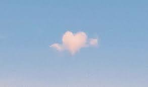 ʚ ɞ On Twitter Clouds Heart Shapes Sky