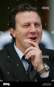 Peter Welling's Instagram, Twitter & Facebook