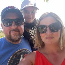 This traffic pattern isn't big enough for the two of us.