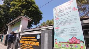 Ya tentu kita harus kerja. Https Kaltara Tribunnews Com 2021 08 11 Bupati Ppu Abdul Gafur Laporkan Wakilnya Ke Inspektorat Perihal Penerbitan Naskah Dinas Oleh Wabup Https Cdn 2 Tstatic Net Kaltara Foto Bank Images Agm Dan Hamdam Jpg Bupati Penajam Paser Utara Ppu