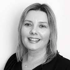 Ursula Maher's Instagram, Twitter & Facebook