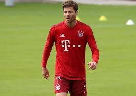 Xabi alonso ретвитнул(а) javier mascherano. Xabi Alonso Puts Gladbach Links To Bed As He Signs New Sociedad Deal