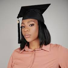 Carissa Henderson's Instagram, Twitter & Facebook