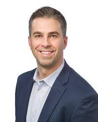 Eric Pilla's Instagram, Twitter & Facebook