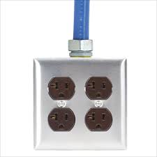 Whether you are looking for floor boxes for the home or office, or a fashionable way to install a countertop receptacle, lew electric's innovative and versatile selection of floor boxes are designed to make the use of power and communications convenient and attractive. 5 20r Quad Box Pdu Whips 20a 125v Underfloor Data Center Pdu Cables