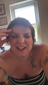 Hi I’m Tara Booth here’s a peek into my studio and my home! <3 thanks for  watching